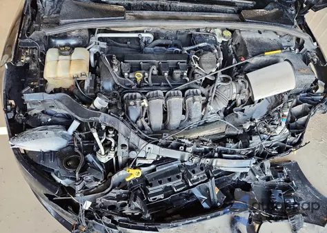 2015 Ford Focus Titanium z USA, uszkodzony, nr VIN 1FADP3J2XFL312144